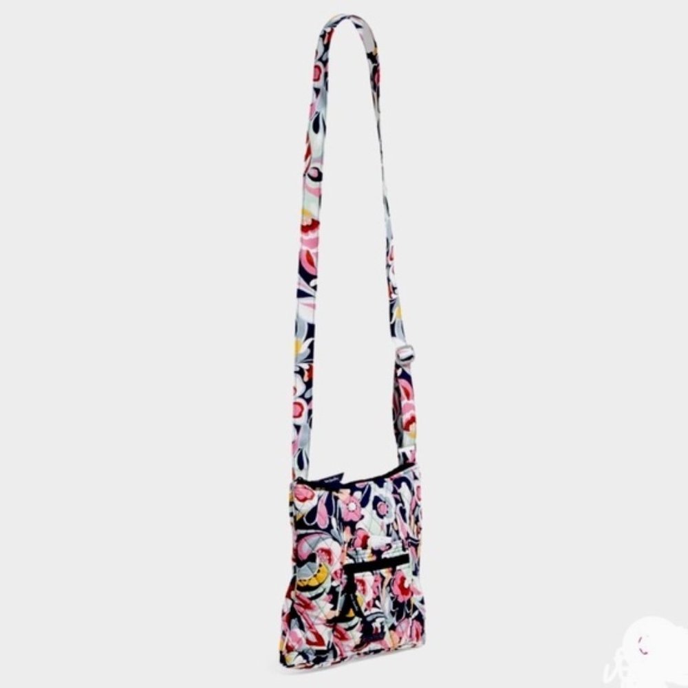 NWT $85 Vera Bradley Hipster Crossbody Purse Bag Mod Paisley Pattern - Picture 2 of 8